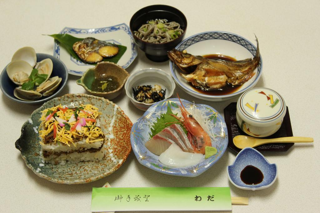 Hotel Minshuku Wada Kyotango Esterno foto